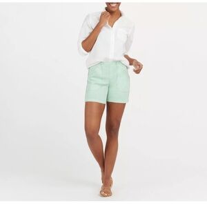 Spanx Pull On High Waisted Light Green Shorts Size XS